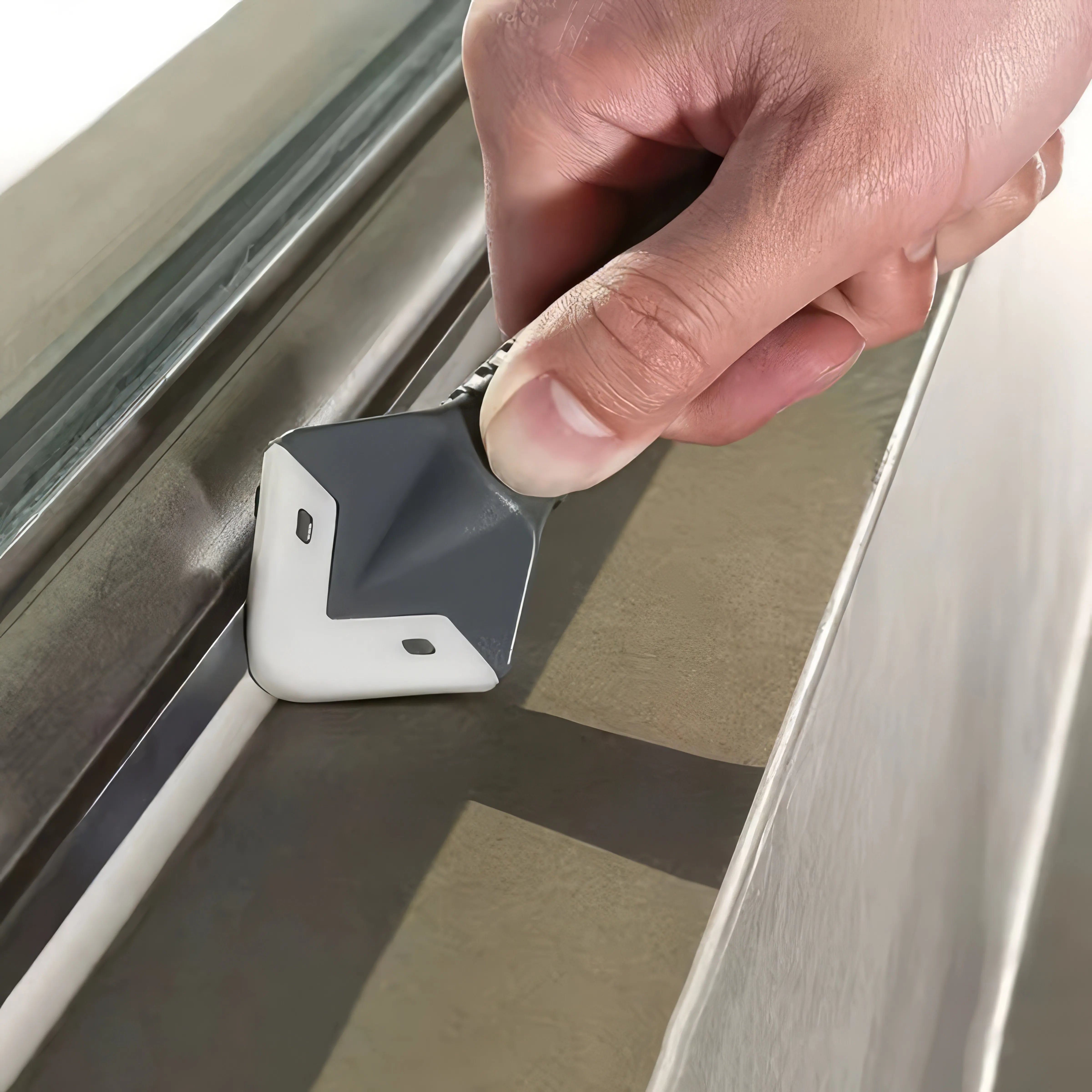 1/2 Piece Five in One Sealant Removal Tool Black, Easy To Grip, Durable Tool, Suitable for Bathroom, Kitchen Floor, Windows