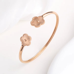 Simple Stainless Steel White Shell Five Leaf Flower Bangle Classic Clover Wrist Jewelry Luxury for Woman Party Jewelry Gift - You Offer