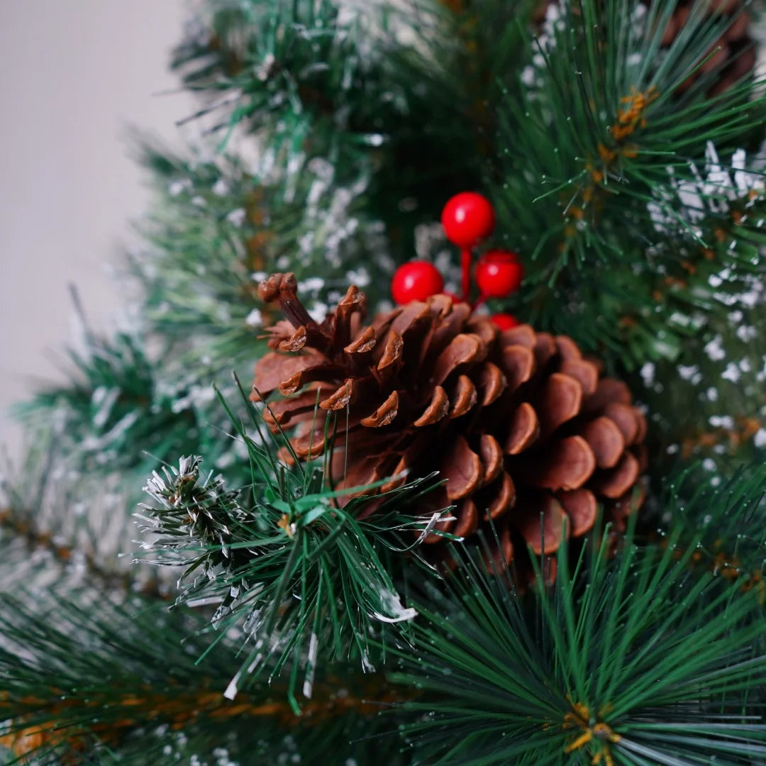 180cm Best artificial christmas trees 6ft Pre-Lit Artificial Spruce Christmas Tree with Large Pinecones, Red Berries