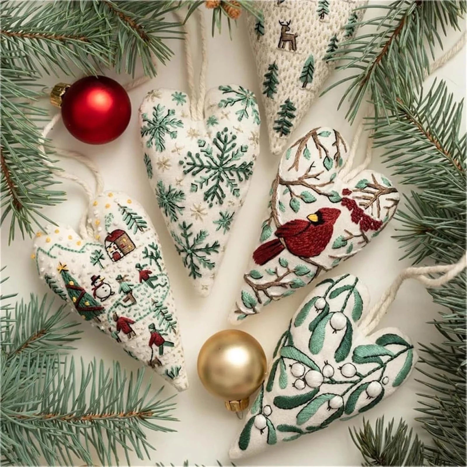 New Embroidery Christmas Ornament Kits Xmas Tree DIY Heart Embroidery Christmas Decoration Heart Cross Stitch Kit with Needles