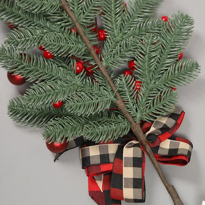 New Christmas Red Fruit Lattice Knot Decoration Fascia Santa Claus Bedroom Hangings Lintel Christmas Party Home Decor Accessory