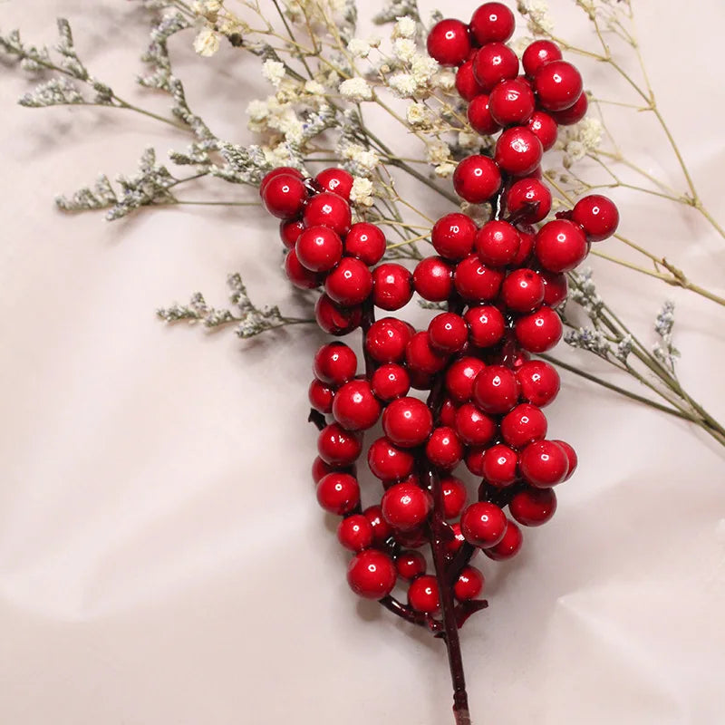 Berry Artificial Flower Fruit Red Berry Simulation Cherry Stamen Berries for Home Christmas Decoration DIY Gift Wreath Wholesale