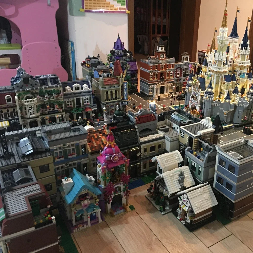 Creative Expert Brick Bank Cafe Corner Model MOC Street View House Building Blocks Toys Pet Book Shop Town Hall Downtown Diner