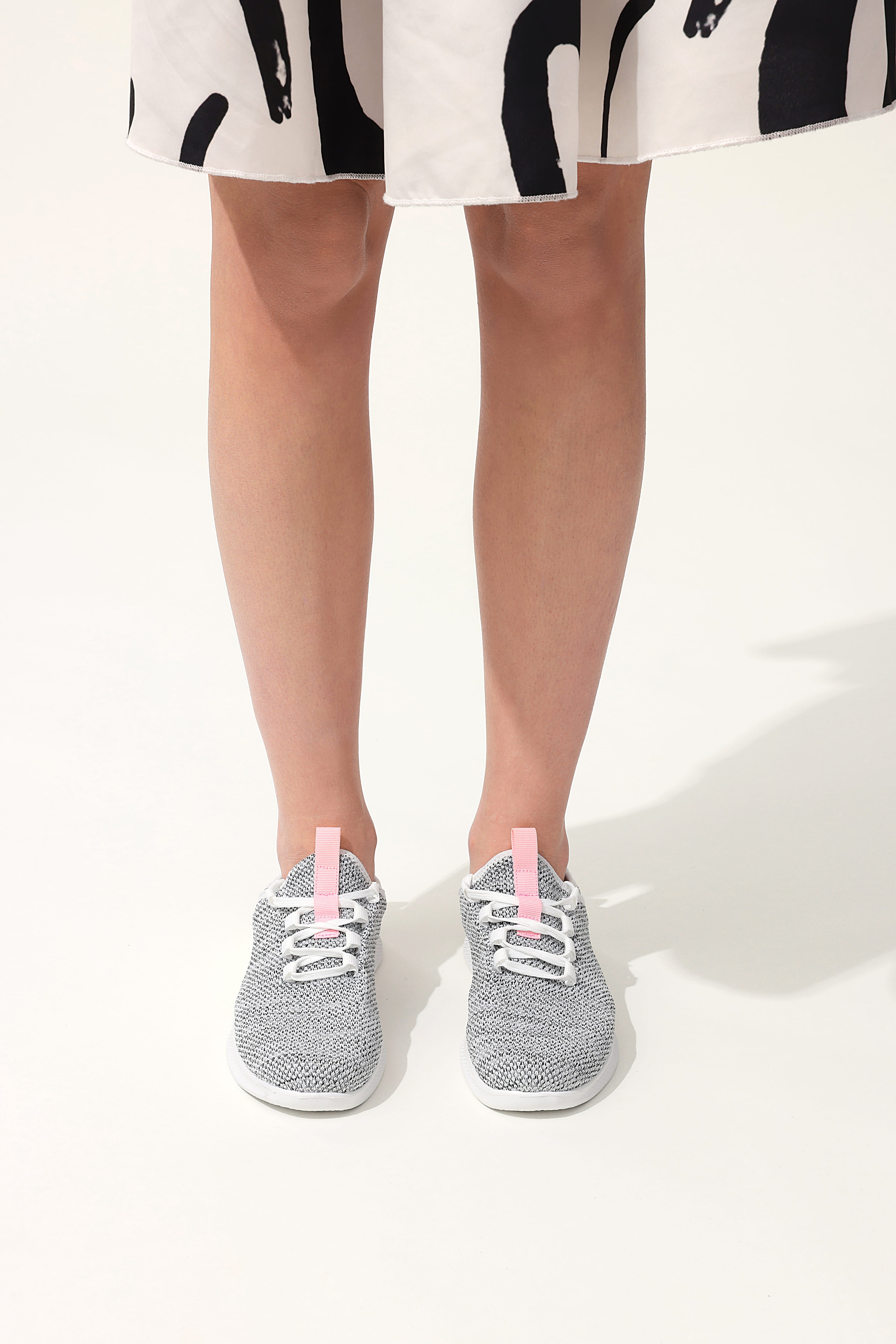 Women's Casual Slip-on Sneakers, Lightweight Lace Up Running Shoes, Knitted Low Top Sneakers