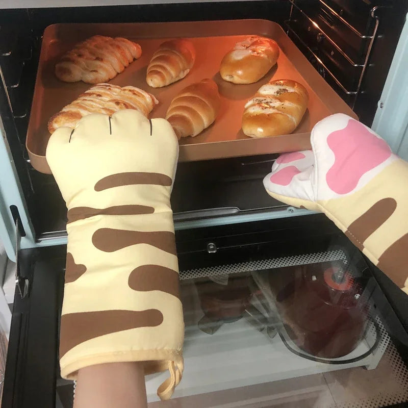 1 Pair Cat paw insulated gloves Cute Cat Claw Oven Gloves  Microwave oven heat-resistant baking gloves Kitchen supplies