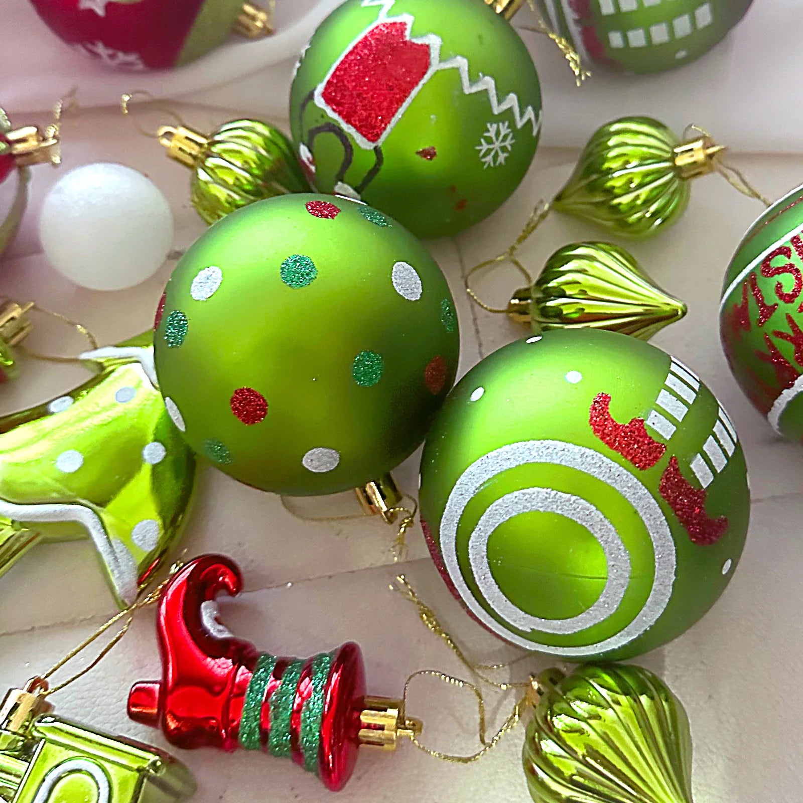 Green Painted Christmas Ball Decorations Green Monster Xmas Tree Ornaments Green Painted Xmas Ball Set Christmas Home Decor