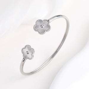 Simple Stainless Steel White Shell Five Leaf Flower Bangle Classic Clover Wrist Jewelry Luxury for Woman Party Jewelry Gift - You Offer