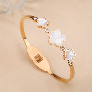 Simple Stainless Steel White Shell Five Leaf Flower Bangle Classic Clover Wrist Jewelry Luxury for Woman Party Jewelry Gift - You Offer