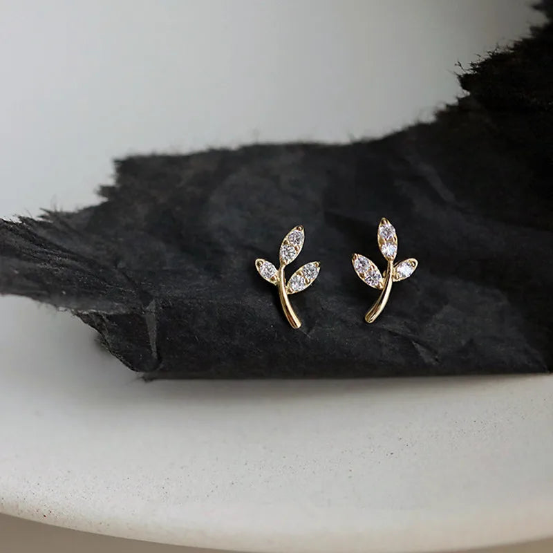 925 Silver Needle Mini Leaf Flower Earrings Children's Student Earrings Classic Simple Jewelry - You Offer