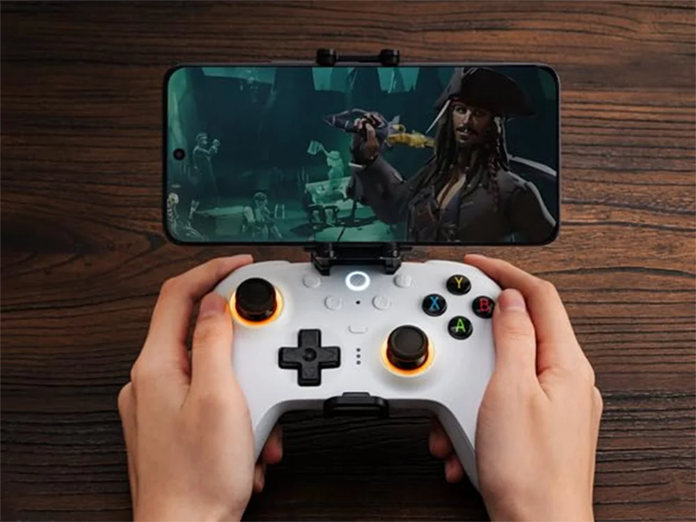 8BitDo Mobile Phone Clip Controller Holder Stand for Ultimate 2 Gamepad,Adjustable Phone Mount (49-85mm)