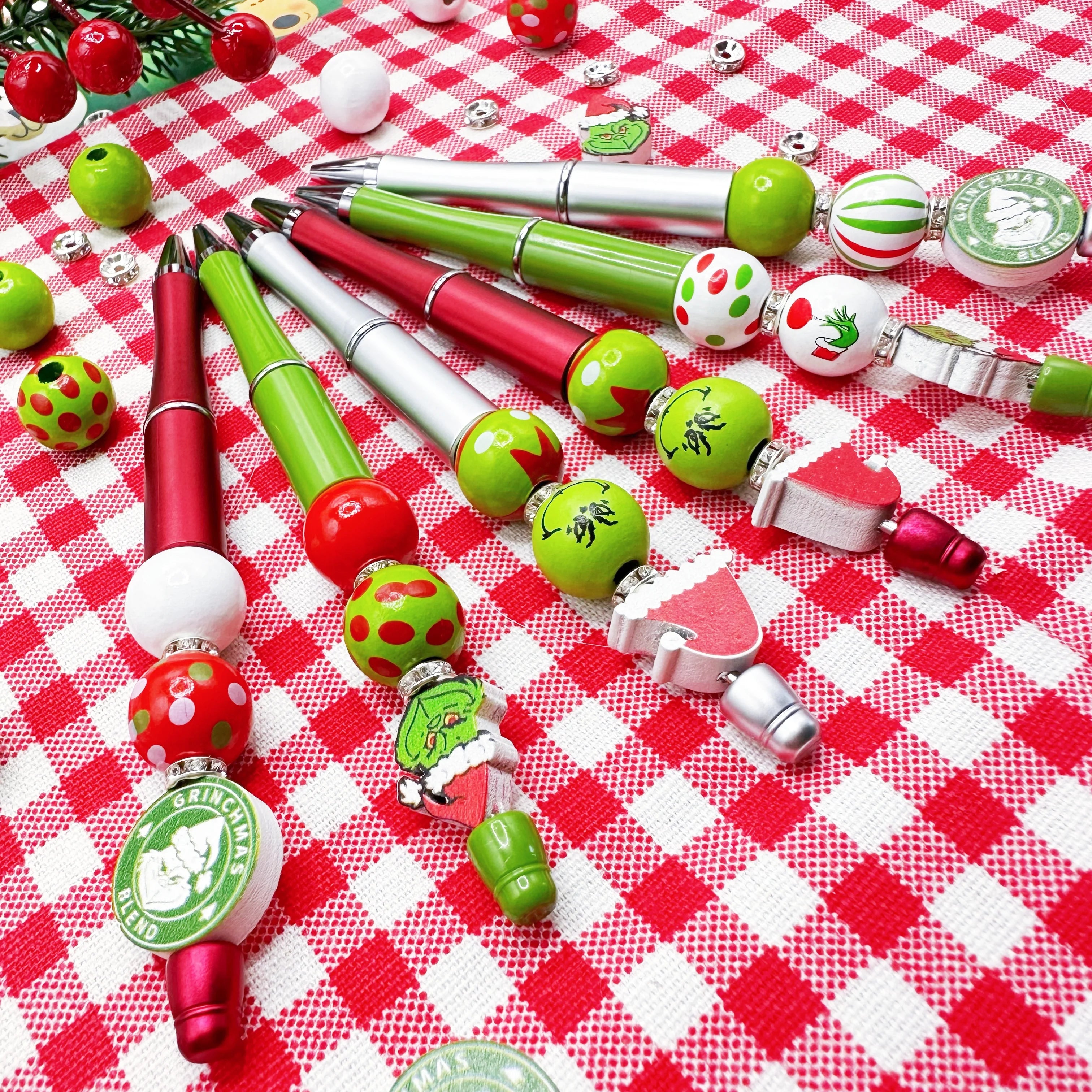 6PCS Christmas Grinch Theme Creative DIY Bead Pen Set, Office and Study Supplies Birthday Gift