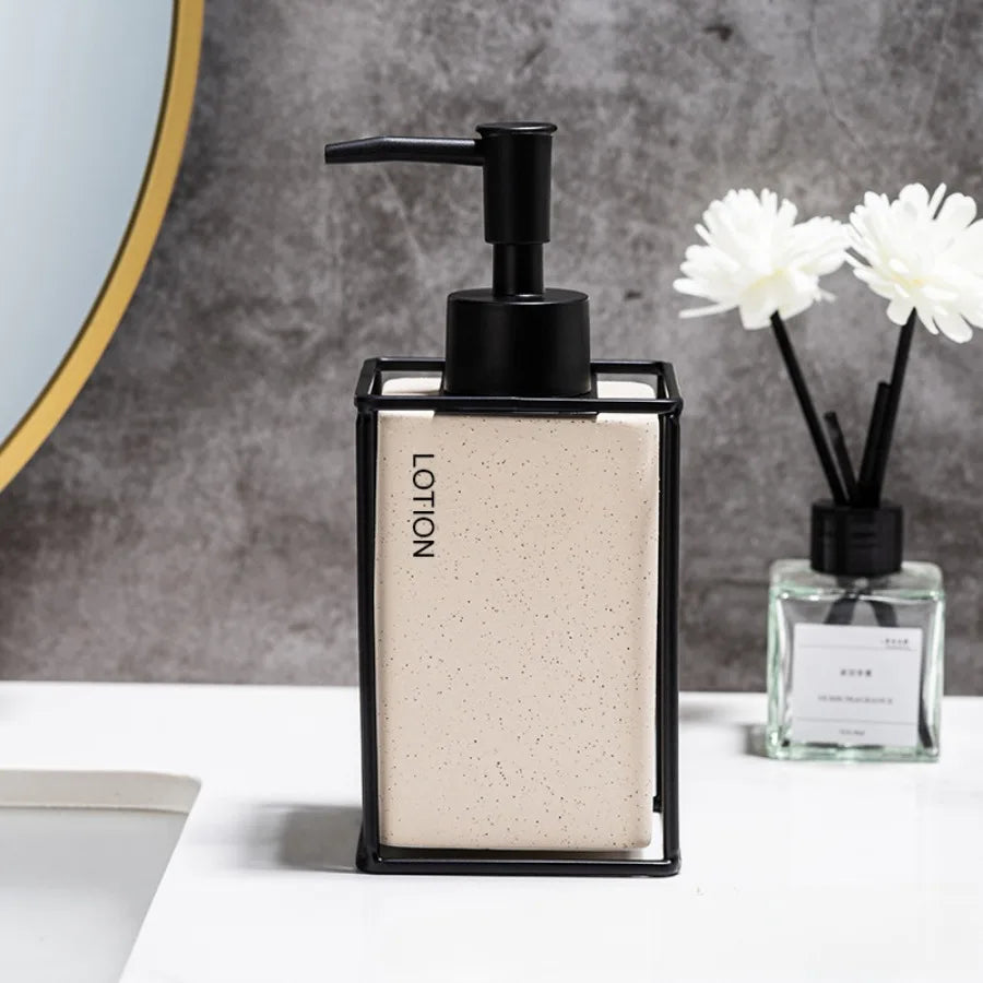 330ml Bathroom Soap 2pcs Ceramics Dispensers Refillable Holder Portable Travel Dispenser Liquid Soap Dispenser Bath Pump Bottle
