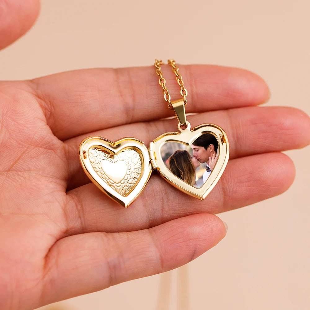 MaiLun 1pc Custom Photo Heart Locket Pendant Necklace Women Necklace Personalized Souvenir Gift - You Offer