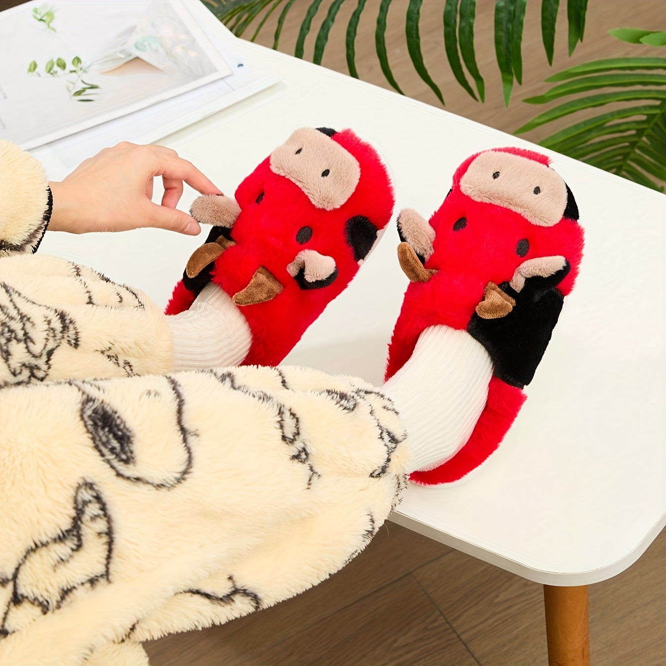 [Cozy Cow Plush Slippers] Warm Cozy Home Cute Cartoon Cow Plush Half-Wrap Slippers | Couple's Matching Thickened