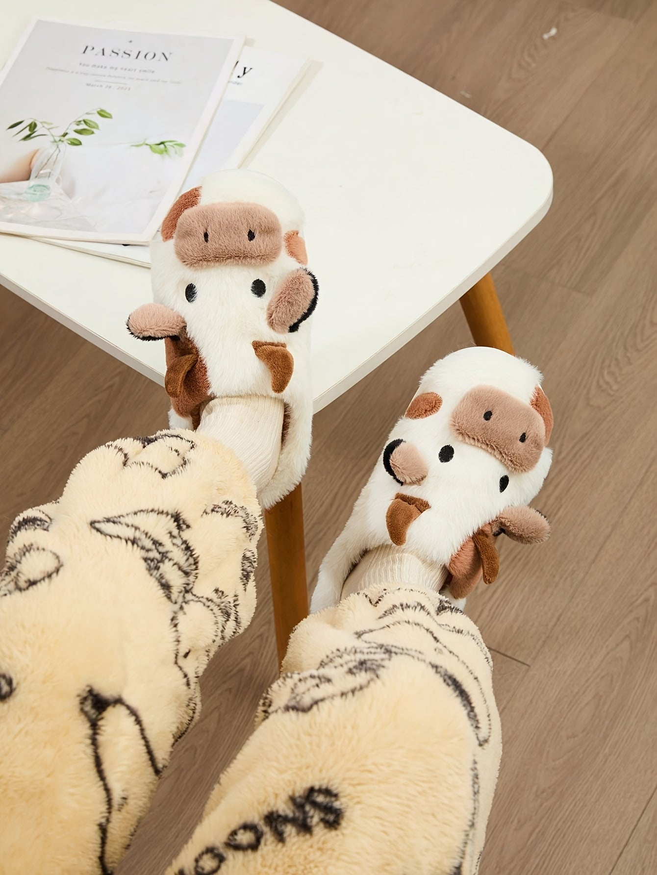 [Cozy Cow Plush Slippers] Warm Cozy Home Cute Cartoon Cow Plush Half-Wrap Slippers | Couple's Matching Thickened